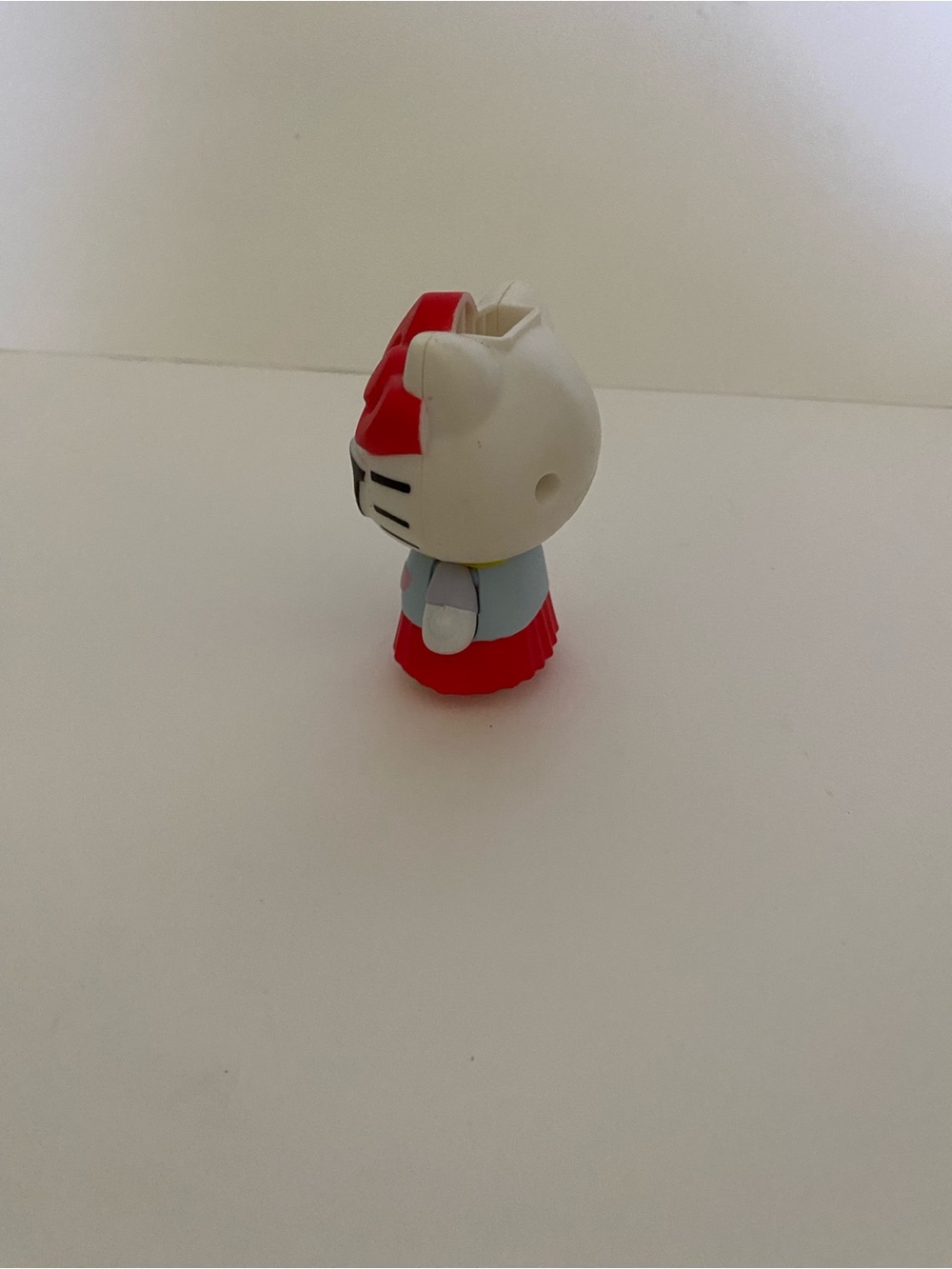 Hello Kitty Figure - Picture 3 of 14